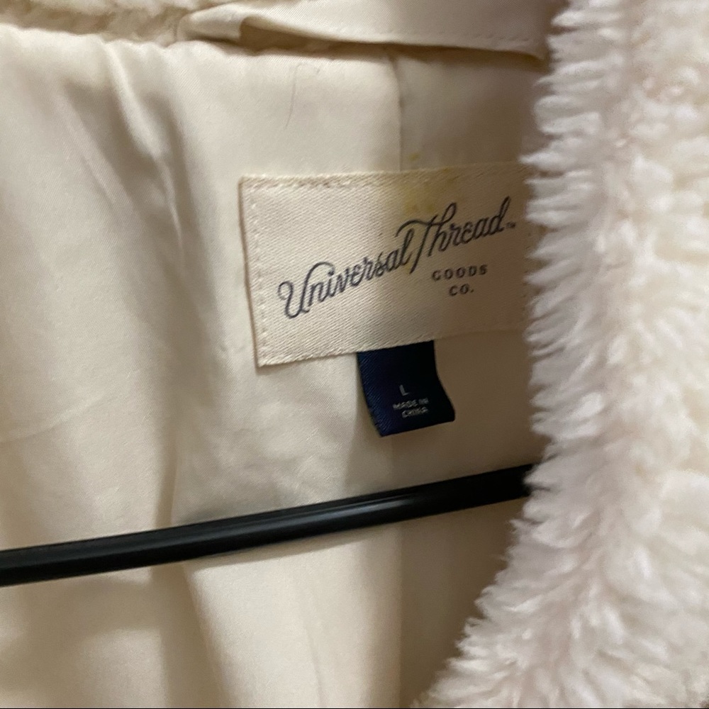 Universal thread Jacket🌿 - Picture 2 of 5